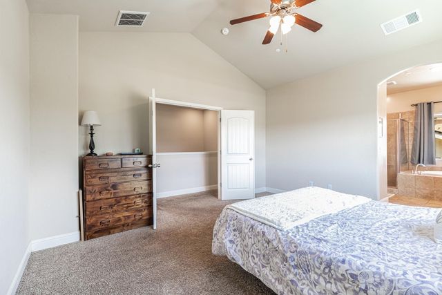 2083 Soledad Avenue, Clovis, CA 93619