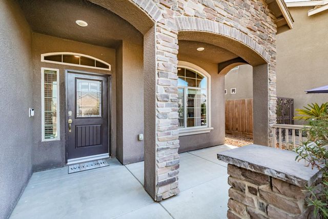2083 Soledad Avenue, Clovis, CA 93619