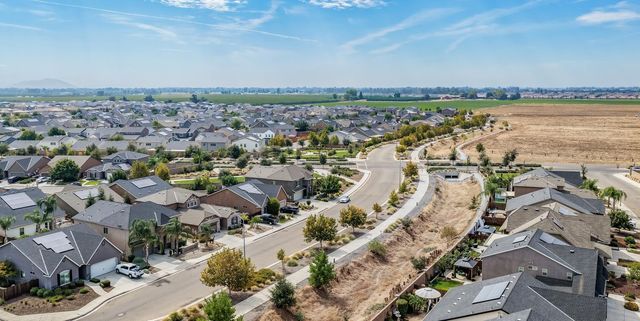 2083 Soledad Avenue, Clovis, CA 93619