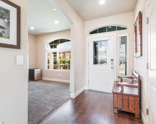 2083 Soledad Avenue, Clovis, CA 93619