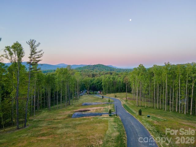 444 Irvine Drive, Fairview, NC 28730