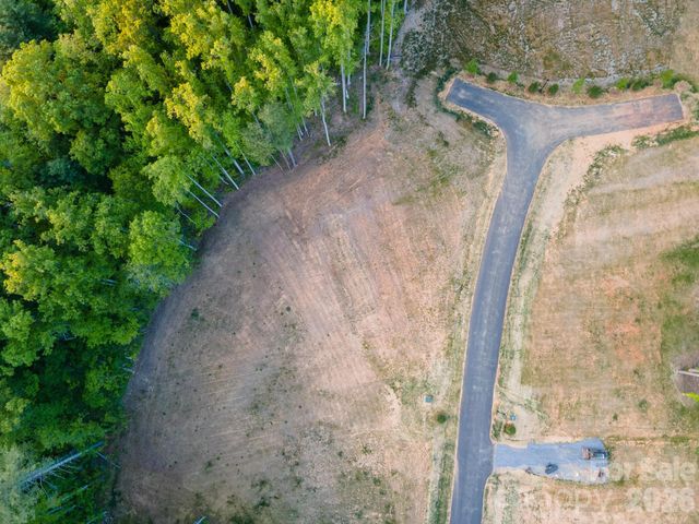 444 Irvine Drive, Fairview, NC 28730
