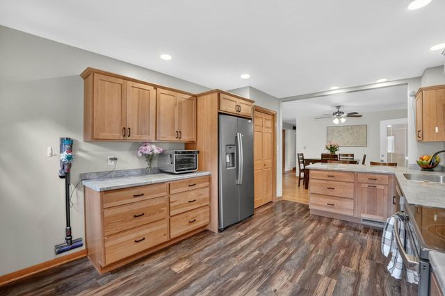171 Lovejoy Avenue, Waterloo, IA 50701
