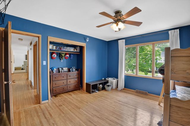 171 Lovejoy Avenue, Waterloo, IA 50701