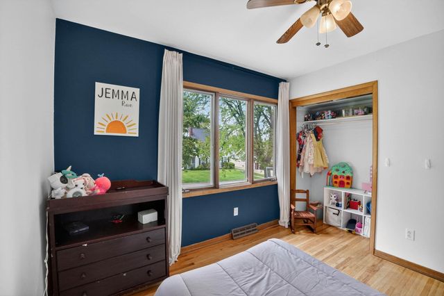171 Lovejoy Avenue, Waterloo, IA 50701