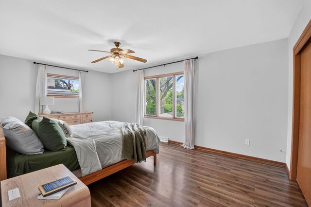 171 Lovejoy Avenue, Waterloo, IA 50701