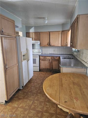 3563 Valerie Drive, Youngstown, OH 44502