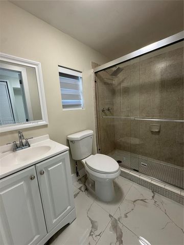 6324 E 6th Ave, Hialeah, FL 33013