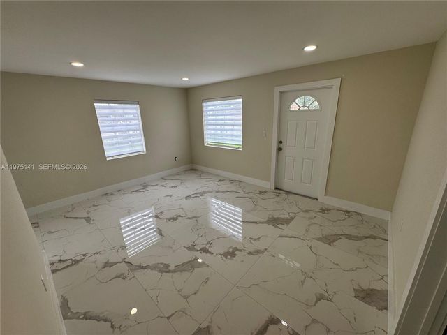 6324 E 6th Ave, Hialeah, FL 33013