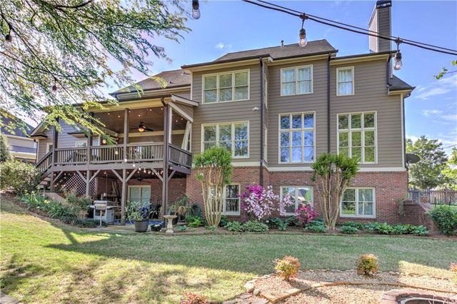 15 Brisbane Drive, Acworth, GA 30101