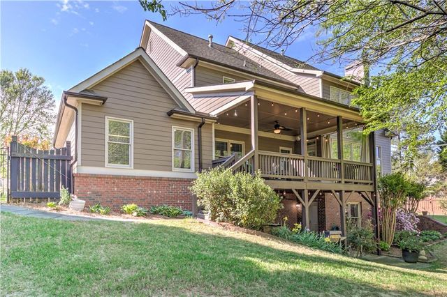 15 Brisbane Drive, Acworth, GA 30101