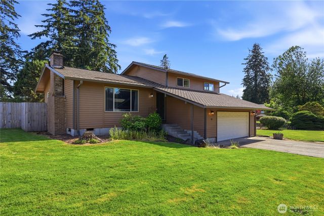 102 SHERWOOD Lane, Castle Rock, WA 98611