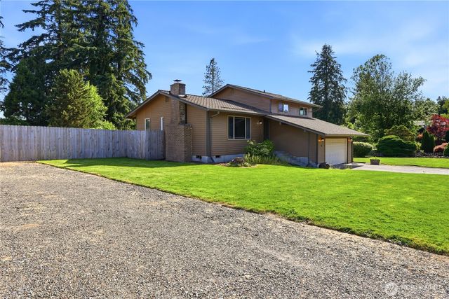 102 SHERWOOD Lane, Castle Rock, WA 98611