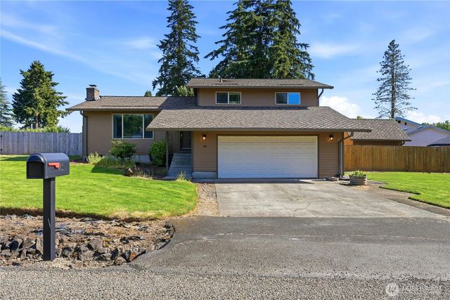 102 SHERWOOD Lane, Castle Rock, WA 98611