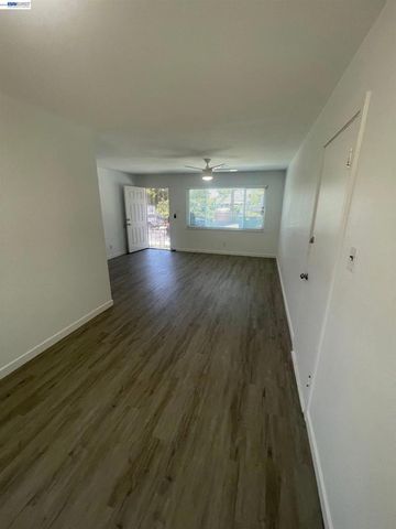1229 Bellina St, Hayward, CA 94541