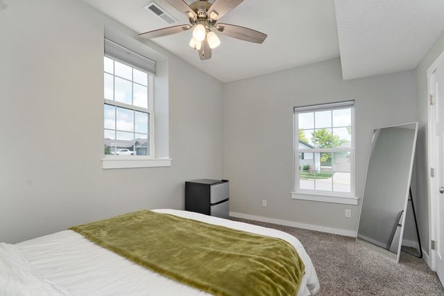 852 S Dry Gulch Road, Nixa, MO 65714