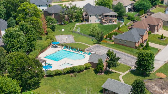 852 S Dry Gulch Road, Nixa, MO 65714