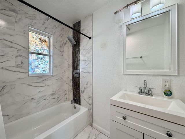 3494 6TH AVENUE N 1, St Petersburg, FL 33713