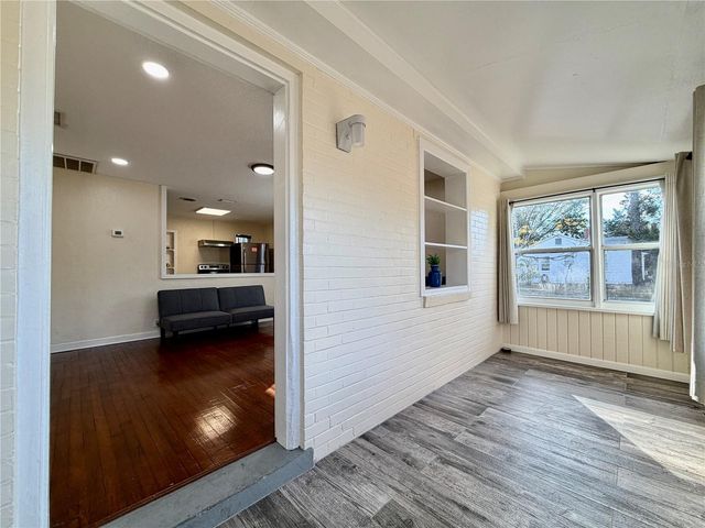 3494 6TH AVENUE N 1, St Petersburg, FL 33713