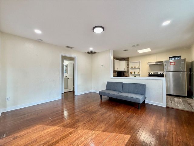 3494 6TH AVENUE N 1, St Petersburg, FL 33713