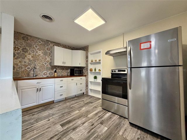 3494 6TH AVENUE N 1, St Petersburg, FL 33713