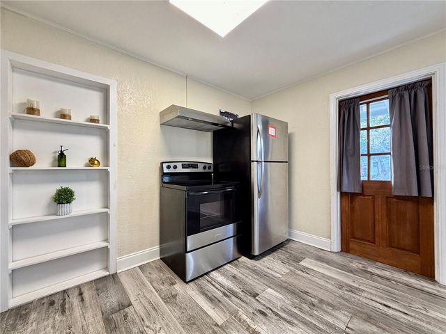 3494 6TH AVENUE N 1, St Petersburg, FL 33713