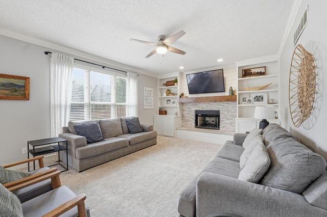 13117 S Hagan Street, Olathe, KS 66062