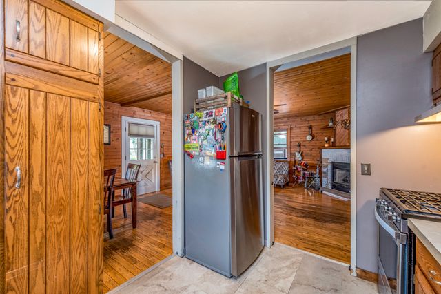 8214 203rd Avenue, Bristol, WI 53104