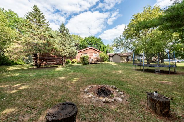 8214 203rd Avenue, Bristol, WI 53104