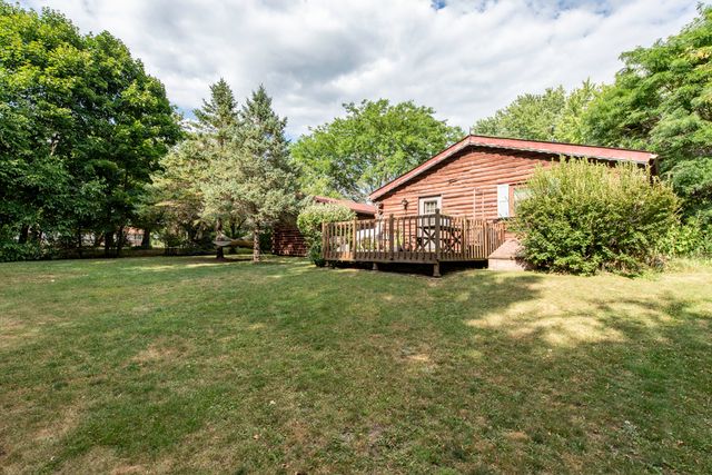 8214 203rd Avenue, Bristol, WI 53104