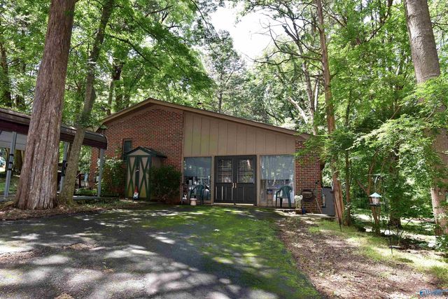 169 Deaton Road, Owens Cross Roads, AL 35763
