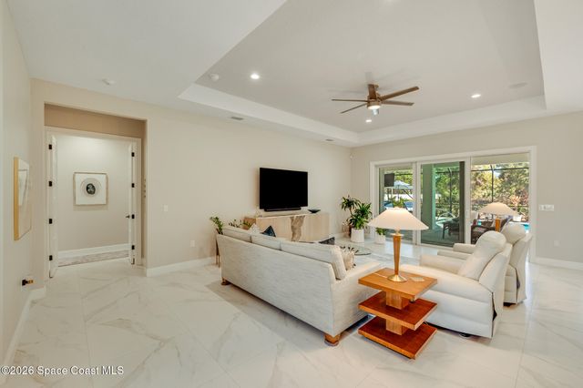 2049 Windbrook Drive SE, Palm Bay, FL 32909