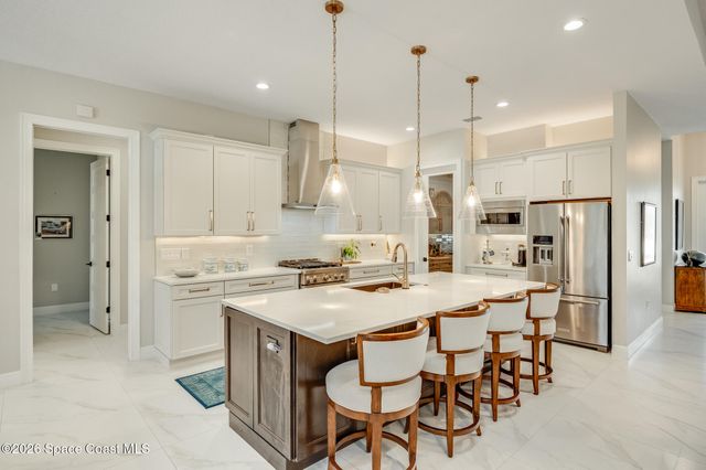 2049 Windbrook Drive SE, Palm Bay, FL 32909