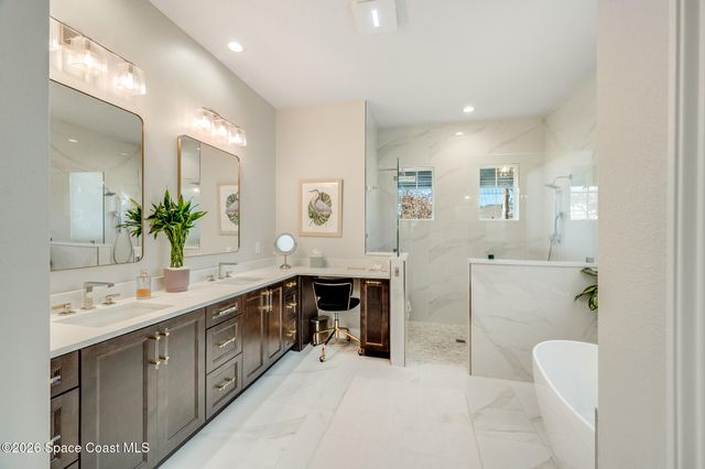 2049 Windbrook Drive SE, Palm Bay, FL 32909