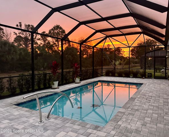 2049 Windbrook Drive SE, Palm Bay, FL 32909