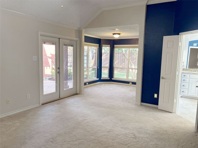 2001 Elm Creek Lane, Flower Mound, TX 75028