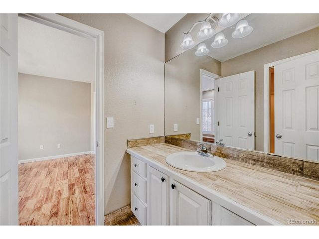 17544 E Powers Dr, Centennial, CO 80015