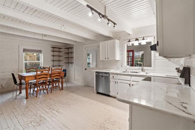 1824 Old Bucktown Road, Ellijay, GA 30536