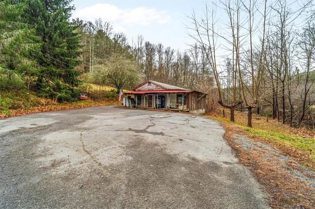 1824 Old Bucktown Road, Ellijay, GA 30536