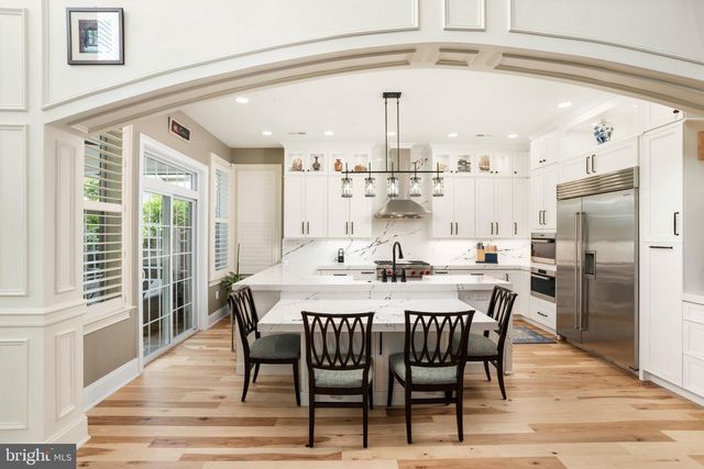 19 WHISTLING STRAITS DR, Monroe Township, NJ 08831