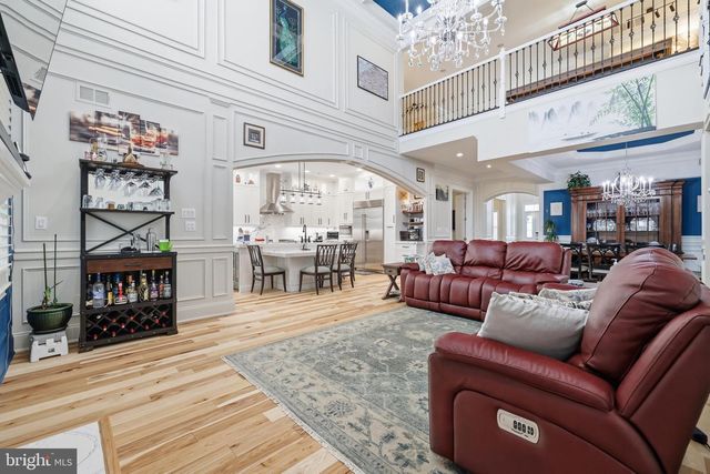 19 WHISTLING STRAITS DR, Monroe Township, NJ 08831