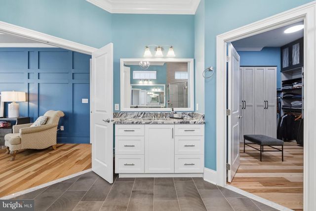 19 WHISTLING STRAITS DR, Monroe Township, NJ 08831
