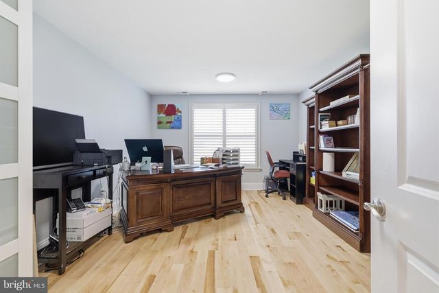19 WHISTLING STRAITS DR, Monroe Township, NJ 08831