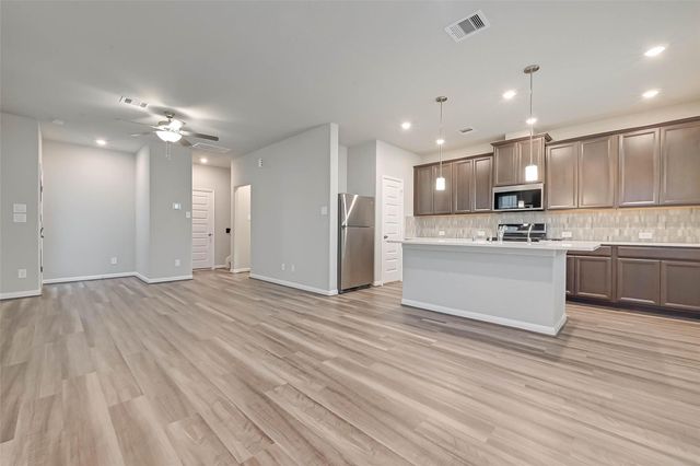 16108 Oregon Oak Drive, Houston, TX 77084