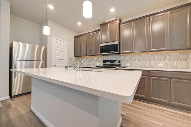 16108 Oregon Oak Drive, Houston, TX 77084