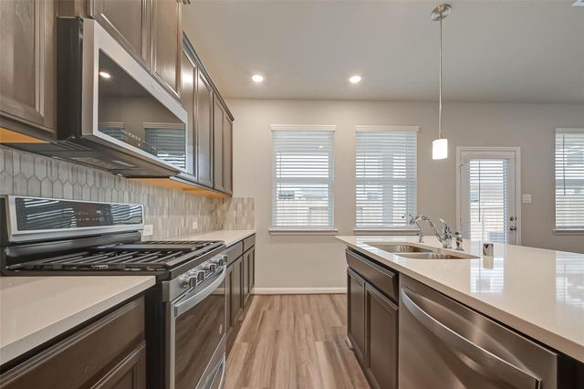 16108 Oregon Oak Drive, Houston, TX 77084