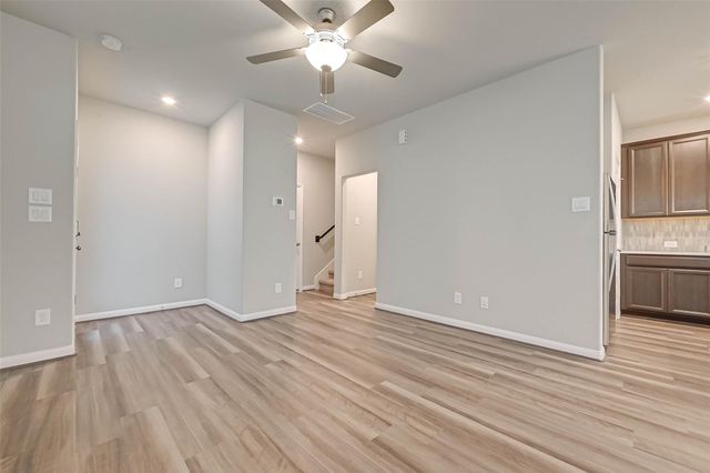 16108 Oregon Oak Drive, Houston, TX 77084