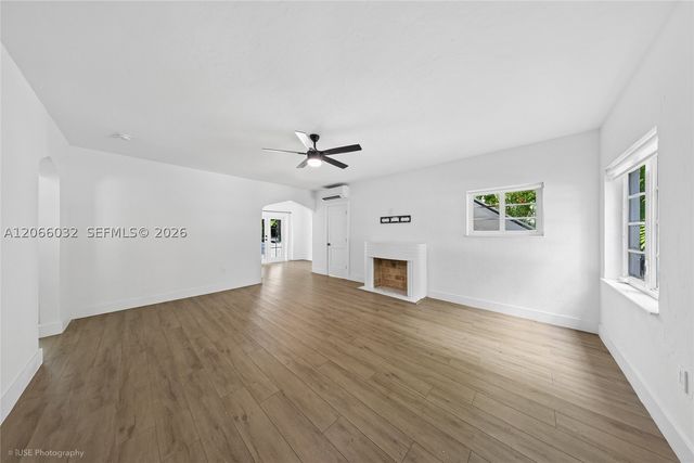 400 Alcazar Ave, Coral Gables, FL 33134