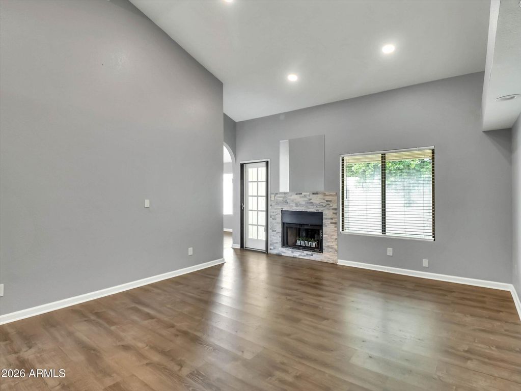 2604 S SIESTA Drive, Tempe, AZ 85282 — photo 3