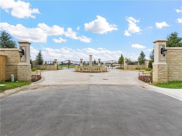 3 Pinehurst Drive, Woodway, TX 76712